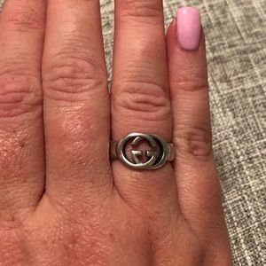 Authentic sterling silver Gucci ring from Gucci. Size 8 (20)